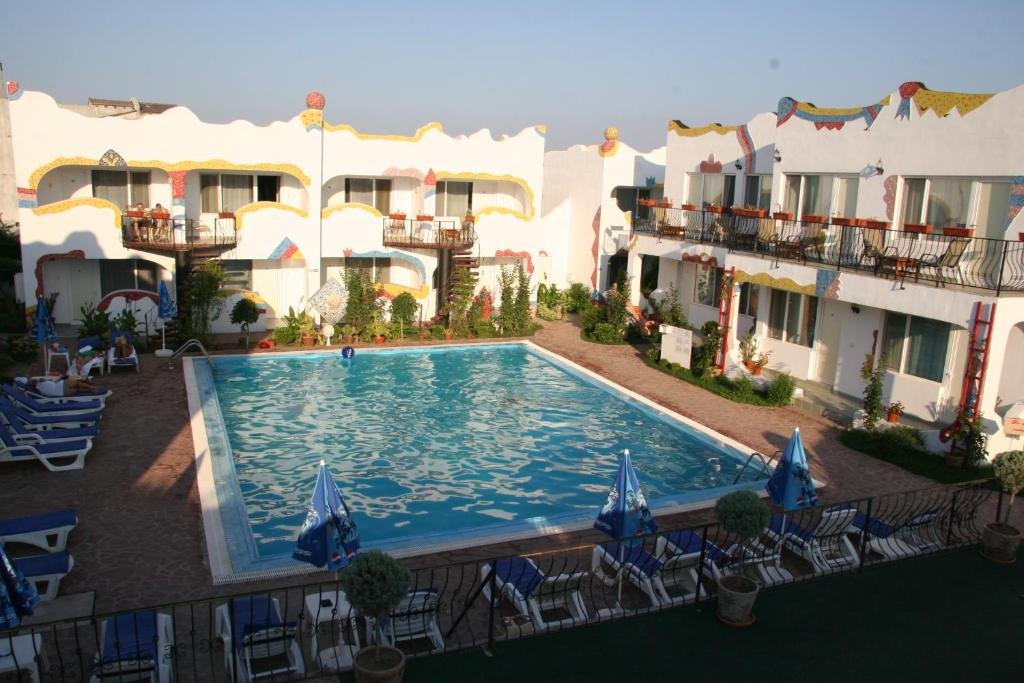 Hotel Laguna